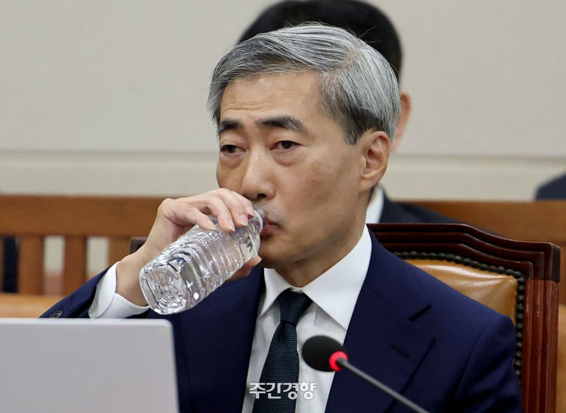 신현송 “외화 자산 다 처분하겠다…신상문제로 심려 끼쳐 송구”