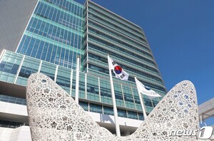 정부 "중동전쟁에 경기 하방위험 지속…소비심리 둔화·물가부담 확대"