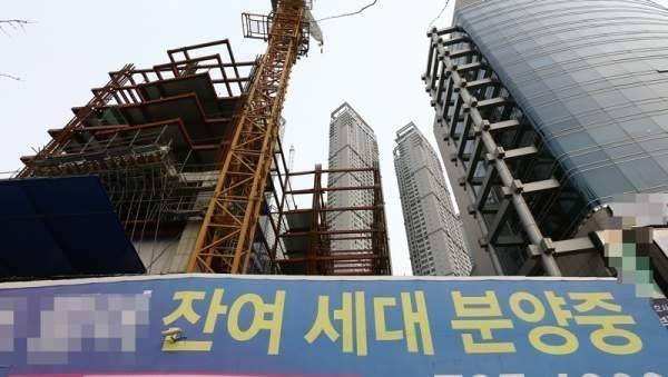 “안 그래도 힘든데 전쟁 때문에 더 힘들어요”…중소건설사 ‘곡소리’ - 매일경제