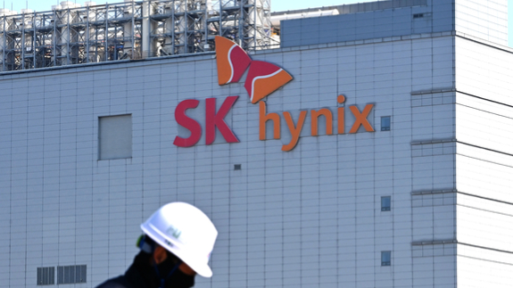 ‘대학 안나와도 됩니다’…SK하이닉스, 채용시 ‘학력 제한’ 폐지